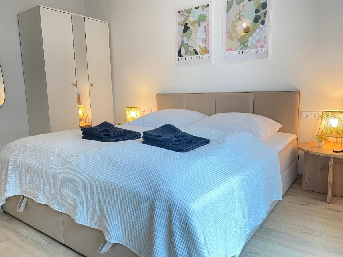 Lightplace • Design • Boxspring • Balkon • 2 Smart Tv •Innenstadt Braunschweig Buitenkant foto