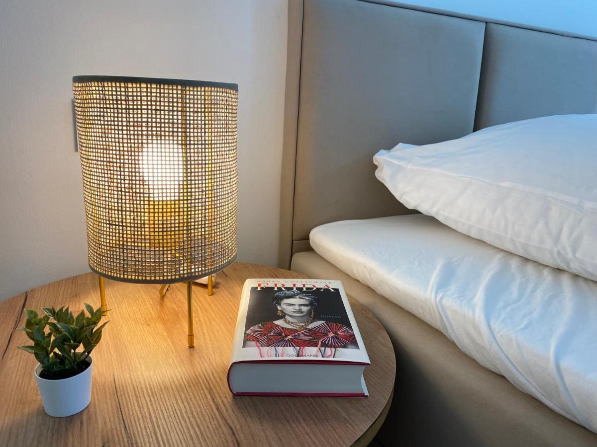 Lightplace • Design • Boxspring • Balkon • 2 Smart Tv •Innenstadt Braunschweig Buitenkant foto