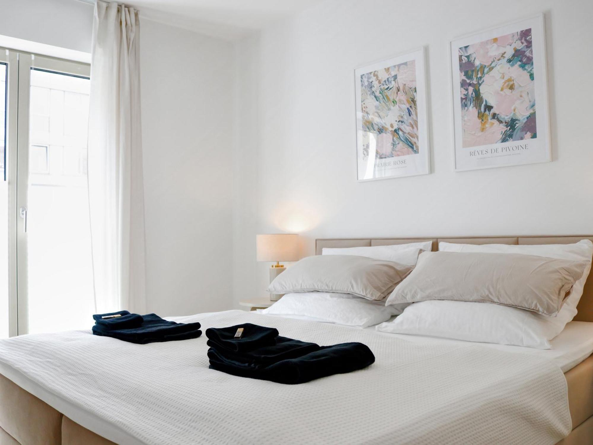 Lightplace • Design • Boxspring • Balkon • 2 Smart Tv •Innenstadt Braunschweig Buitenkant foto