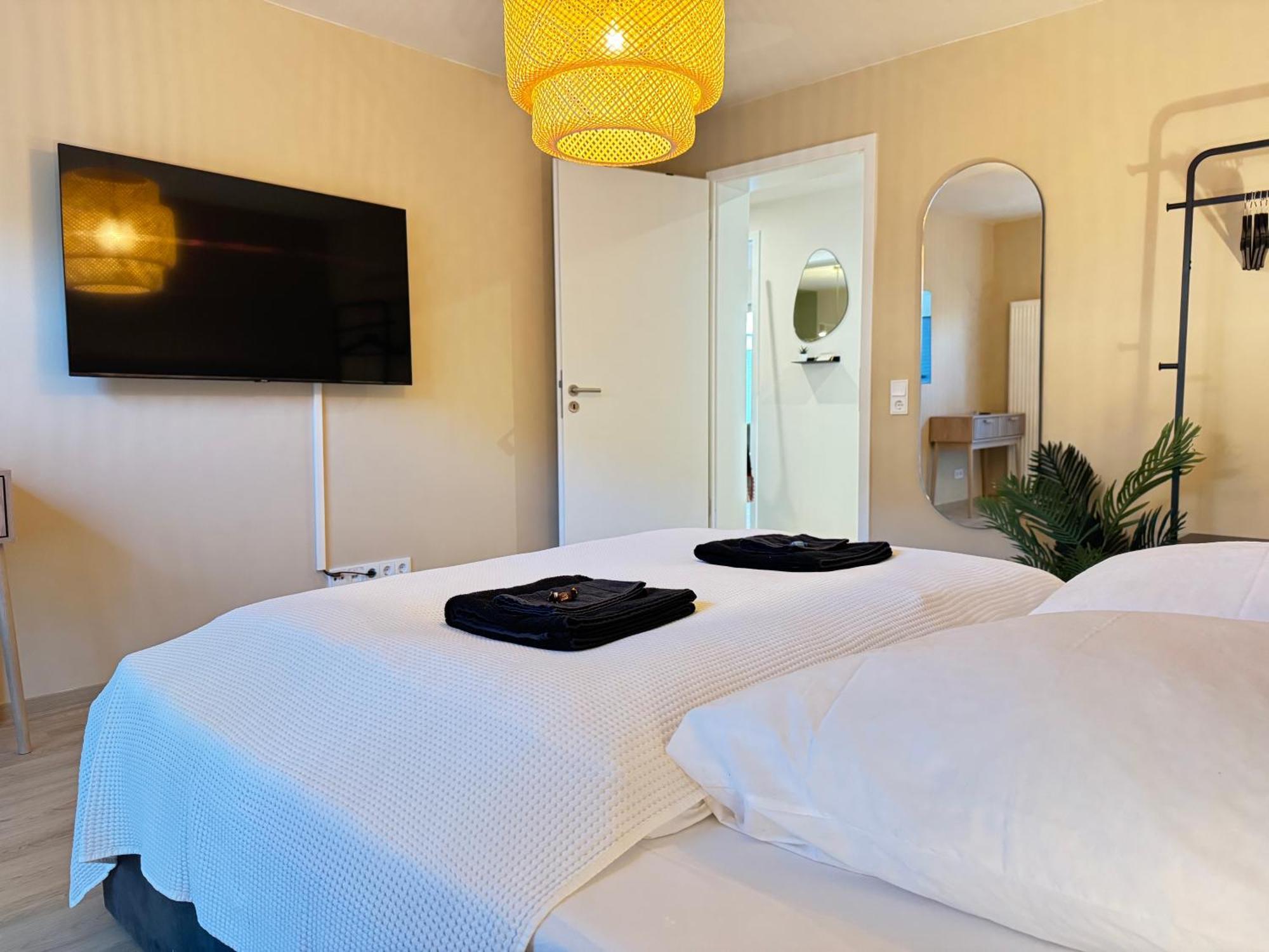 Lightplace • Design • Boxspring • Balkon • 2 Smart Tv •Innenstadt Braunschweig Buitenkant foto
